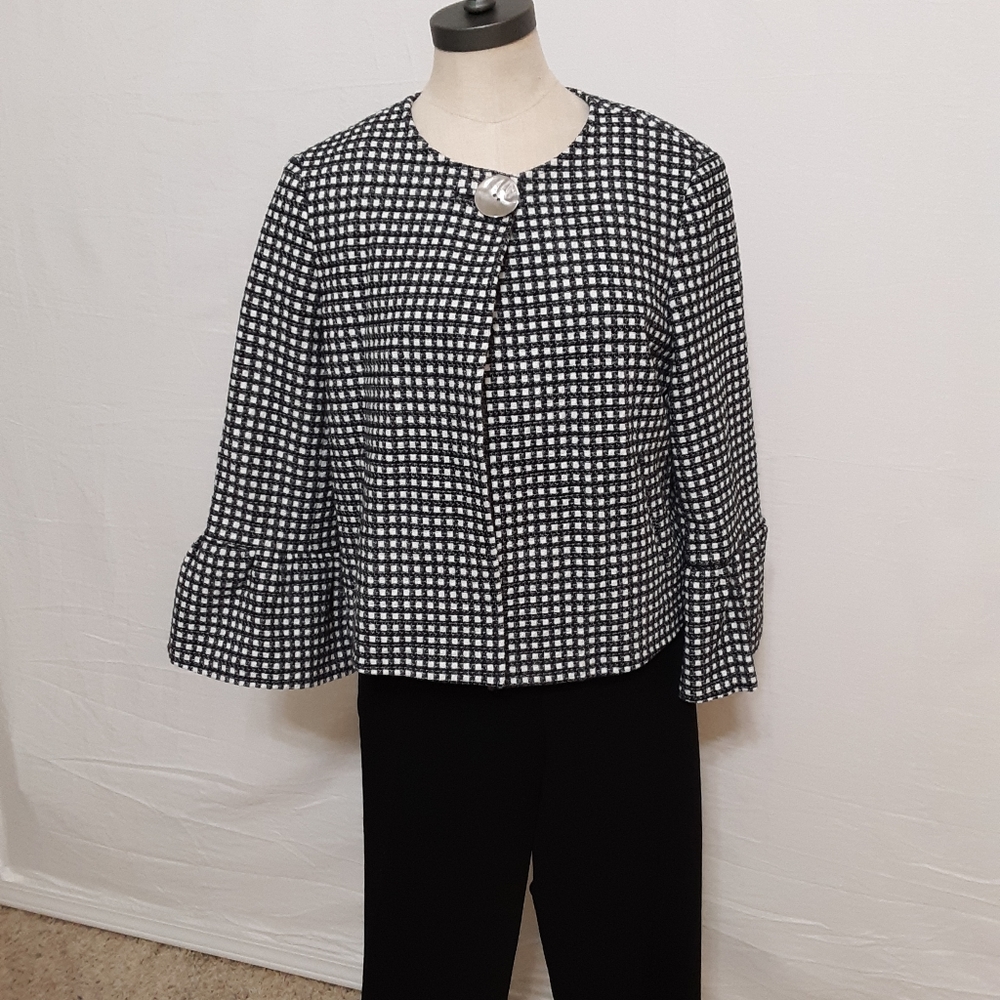 Tahari Arthur S Levine black/ white checkered